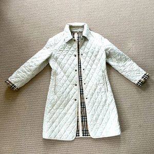 Burberry quilted white jacket